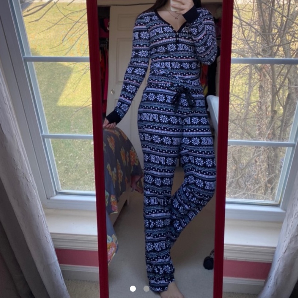 VS PINK pajama set